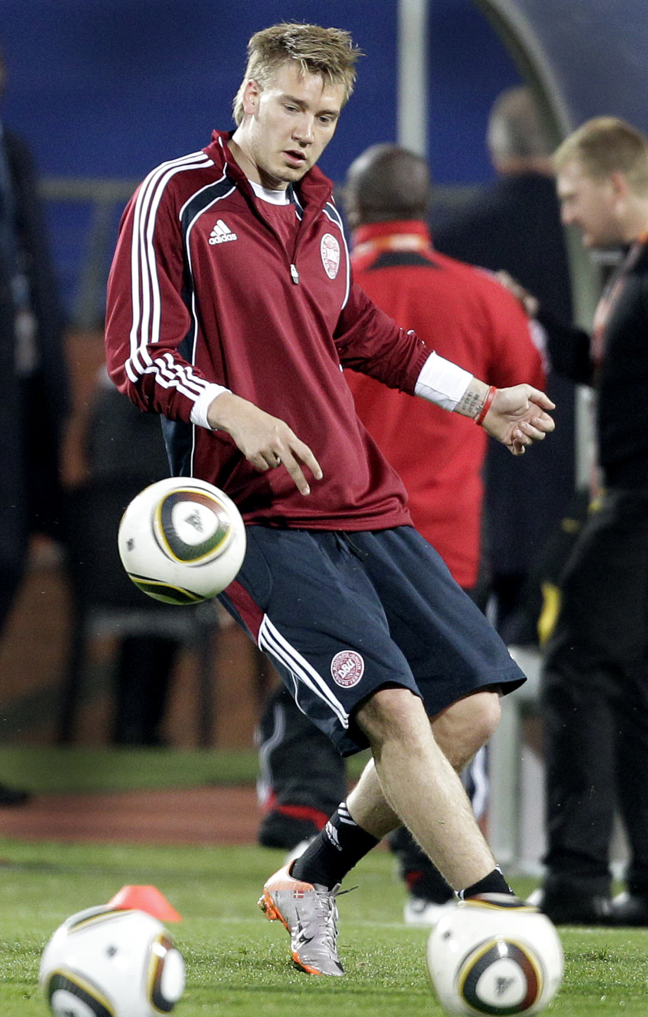 Nicklas Bendtner, VM, Danmark, Japan, VM i Sydafrika