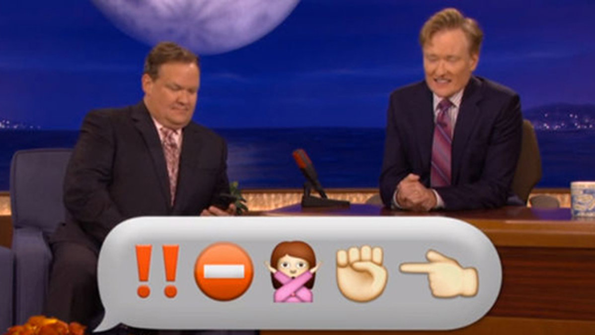 Conan översätter emojis på löpande band. Just den här översätts: Hallå, det där är inte min vagina! 