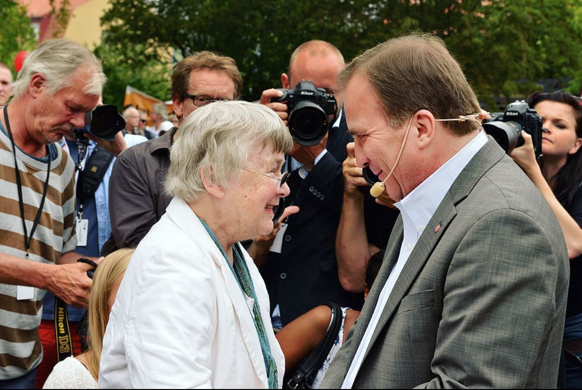 Lisbeth Palme och Stefan Löfven. Lisbeth Palme och Stefan Löfven.