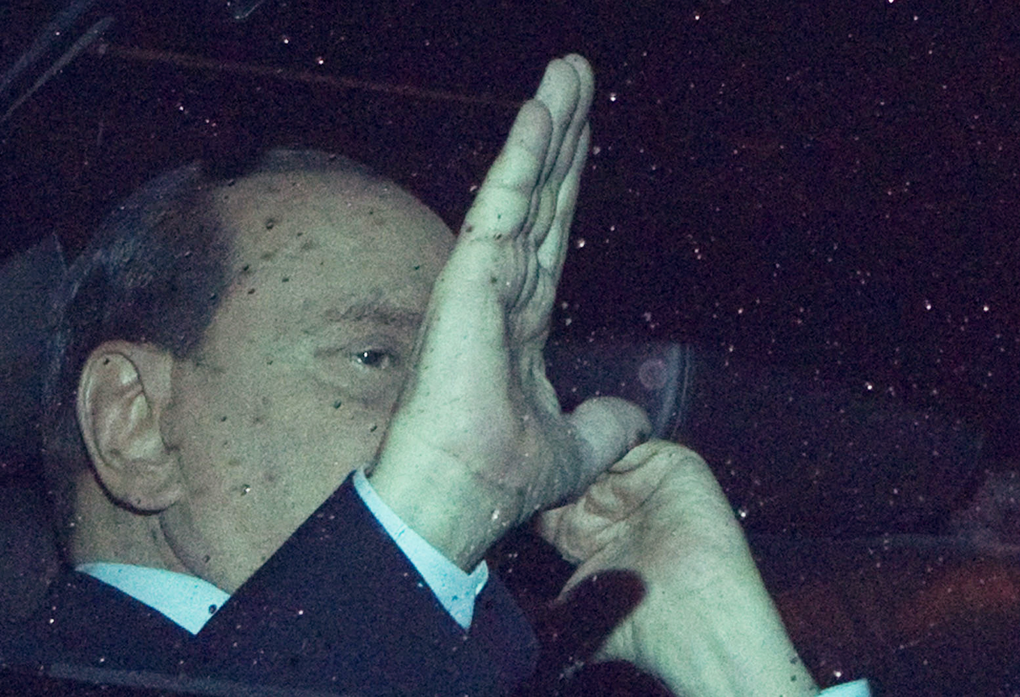 Silvio Berlusconi kommer att avgå när landets ekonomiska reformpaket antagits.