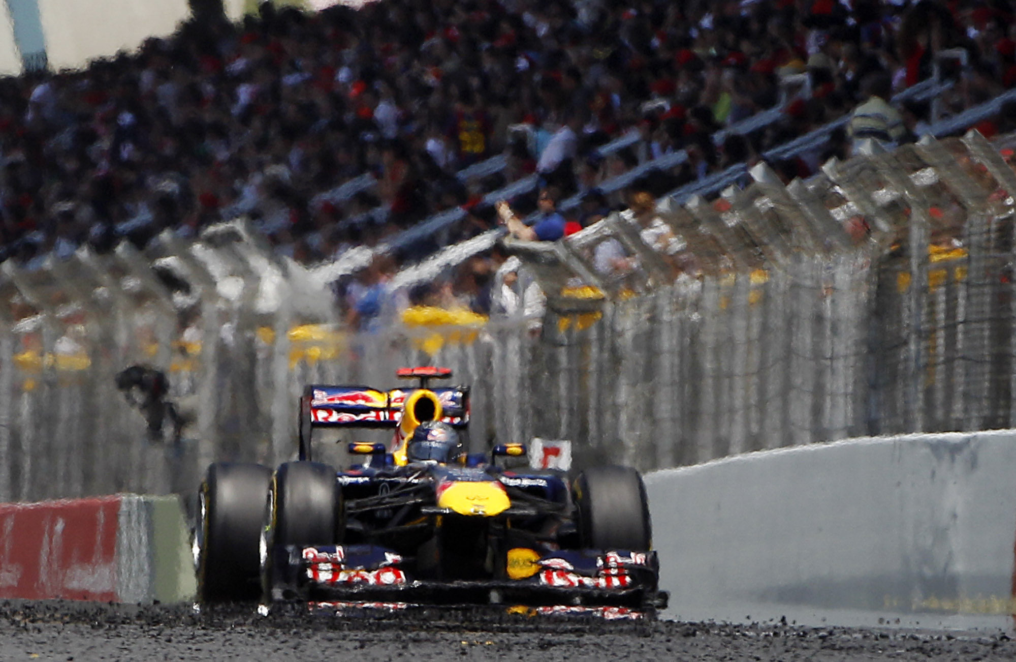 Sebastian Vettel körde som besatt under långa stunder av Spaniens Grand Prix.