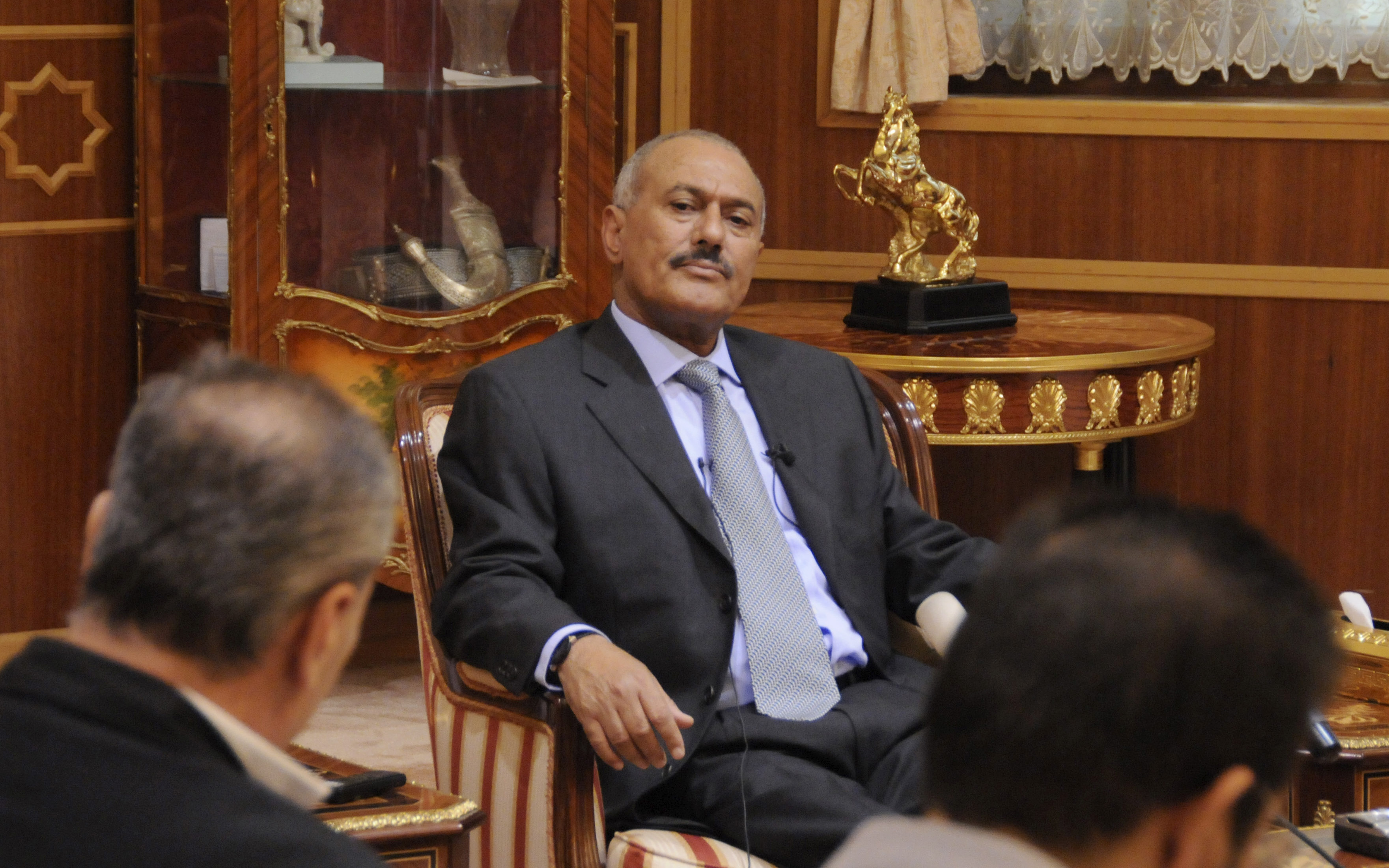 President Ali Abdullah Saleh lät sig intervjuas av utvalda medier på onsdagen.