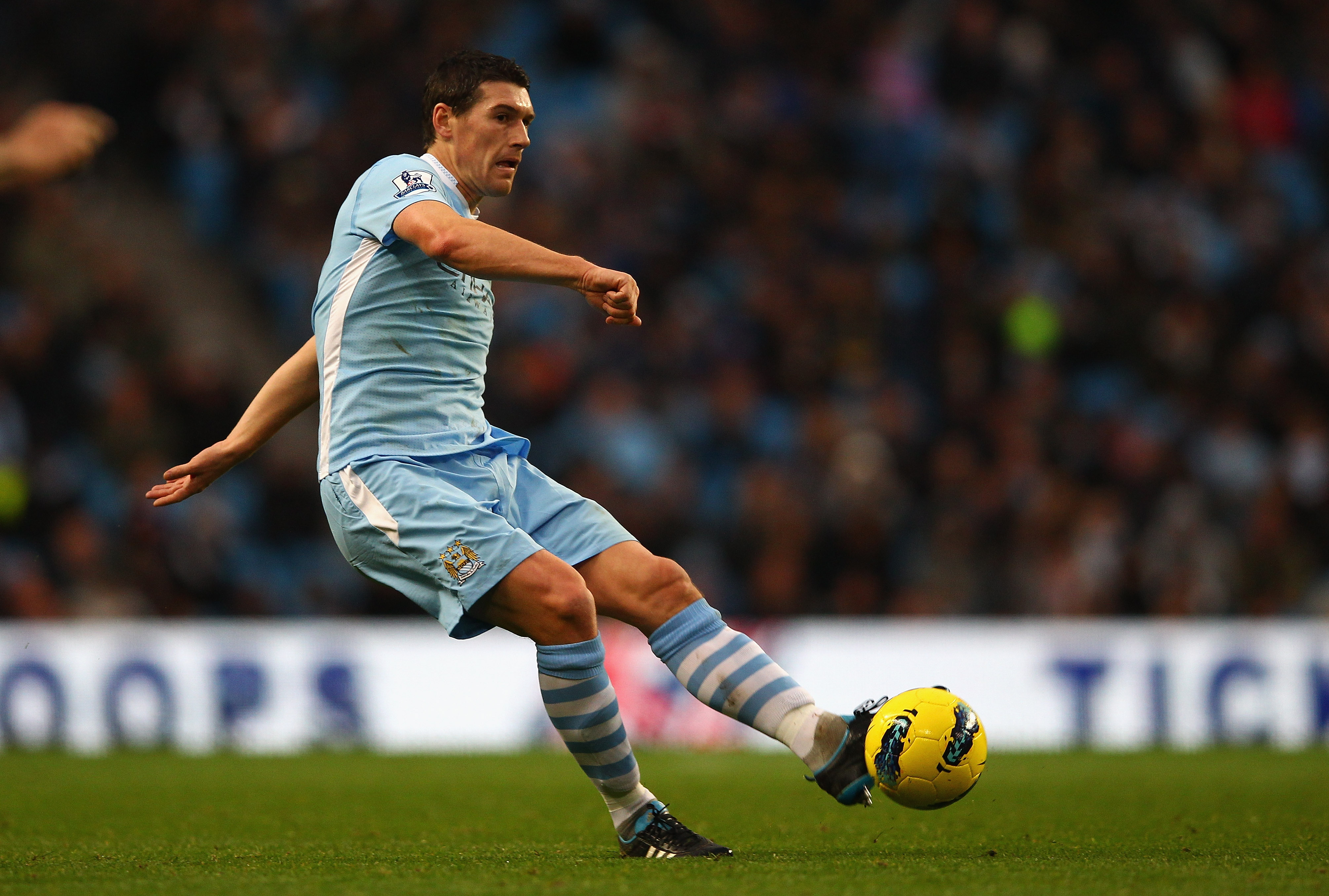 På mittfältet får följande chansen: Gareth Barry (Manchester City), På mittfältet får följande chansen: Gareth Barry (Manchester City),