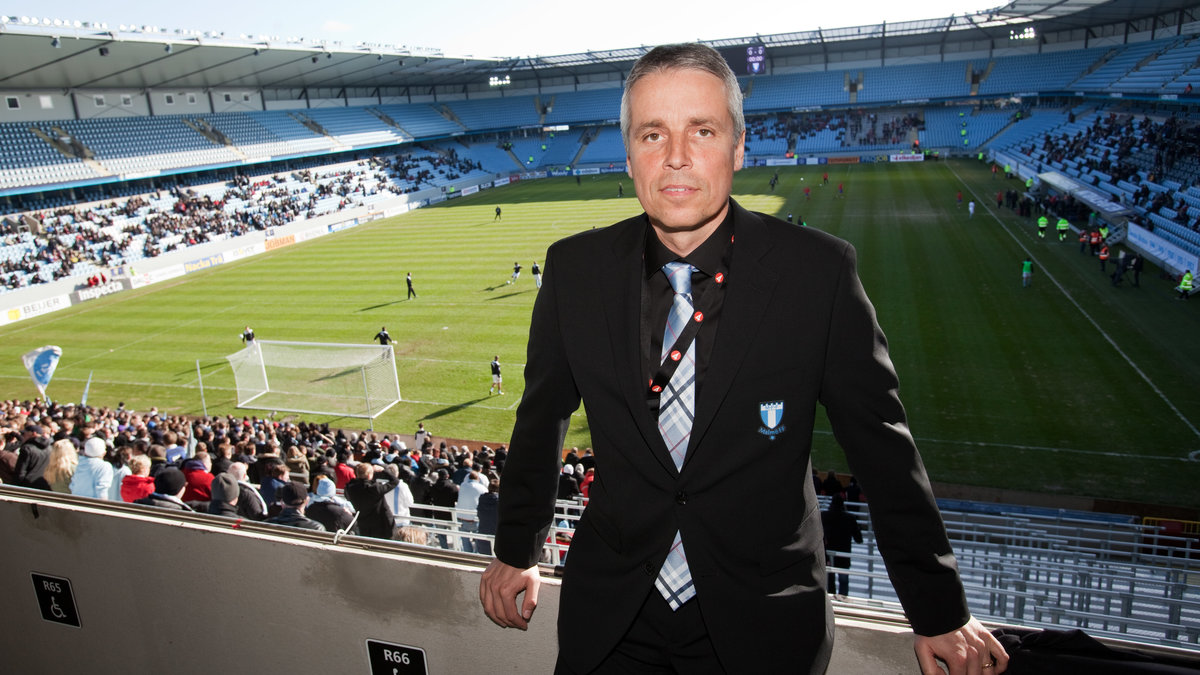 Enligt tidigare uppgifter ligger Norling i en konflikt med MFF:s sportchef Per Ågren.