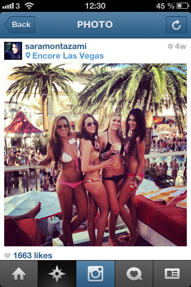 Det går bra nu för Maria Montazamis äldsta dotter Sara Montazami, som visar bilder från sitt glammiga liv i USA. Här får du bland annat följa med på feta lyxklubbar i Vegas. Vi tackar inte nej. Det går bra nu för Maria Montazamis äldsta dotter Sara Montazami, som visar bilder från sitt glammiga liv i USA. Här får du bland annat följa med på feta lyxklubbar i Vegas. Vi tackar inte nej.