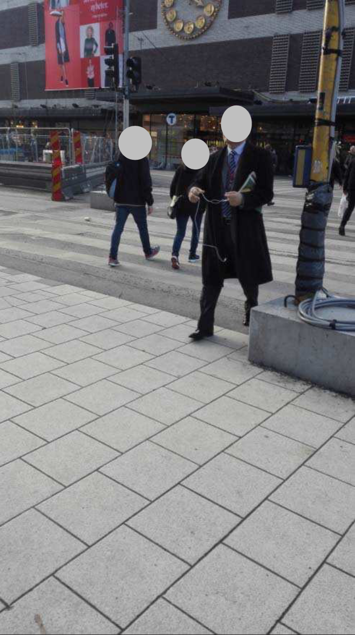 Akilov bild Akilov tog den här bilden tre veckor innan attacken.