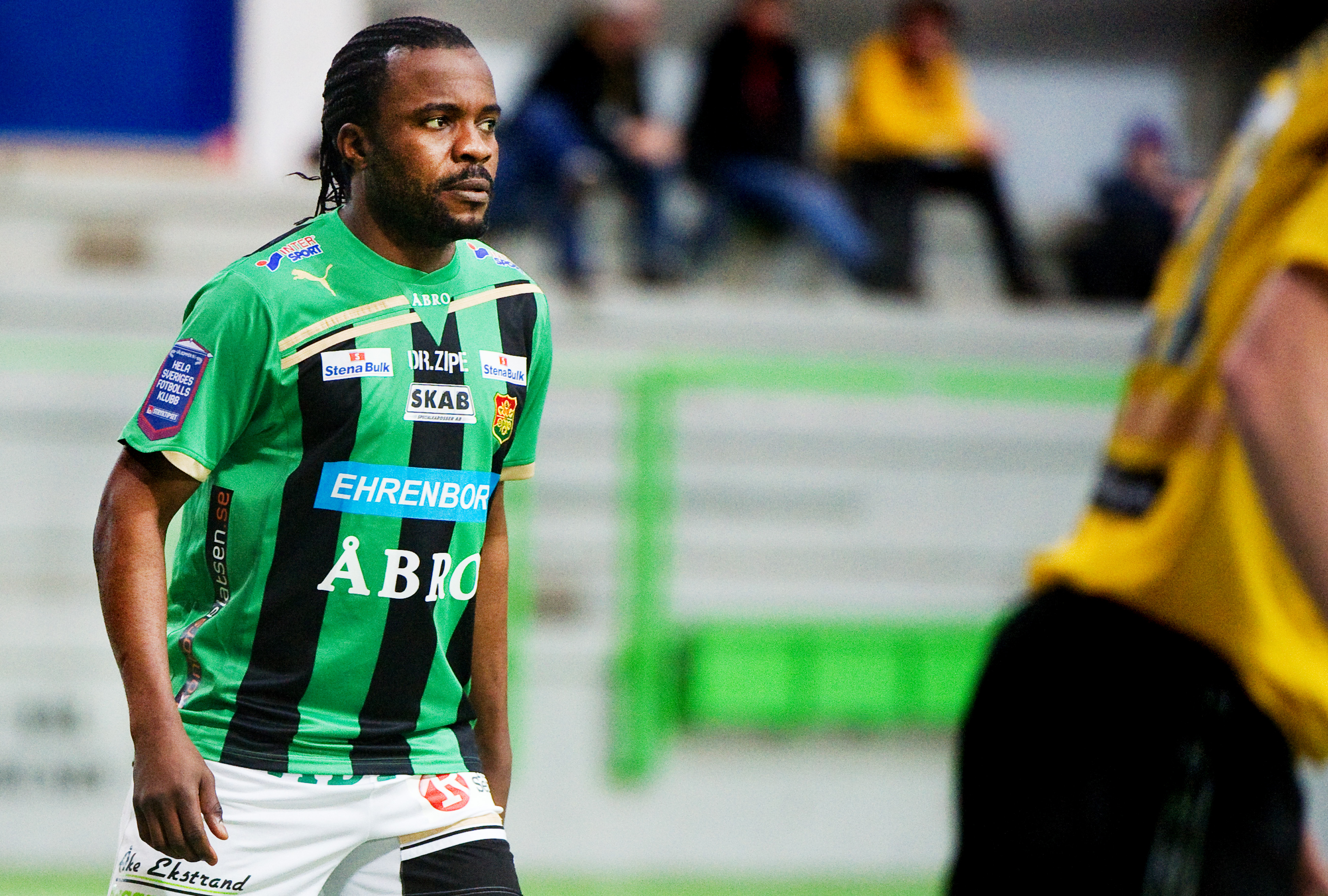 9. Peter Ijeh, anfallare. Betyg: 3/5. Nyförvärv som får agera ensam anfallare. Frågetecken kring orken, men en stark spelare inne i boxen. 9. Peter Ijeh, anfallare. Betyg: 3/5. Nyförvärv som får agera ensam anfallare. Frågetecken kring orken, men en stark spelare inne i boxen.