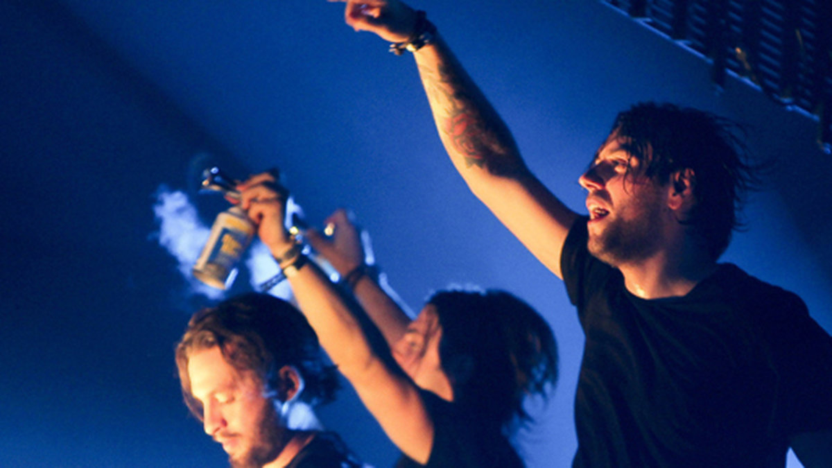 Swedish House Mafia uppträder i Florida år 2011. 