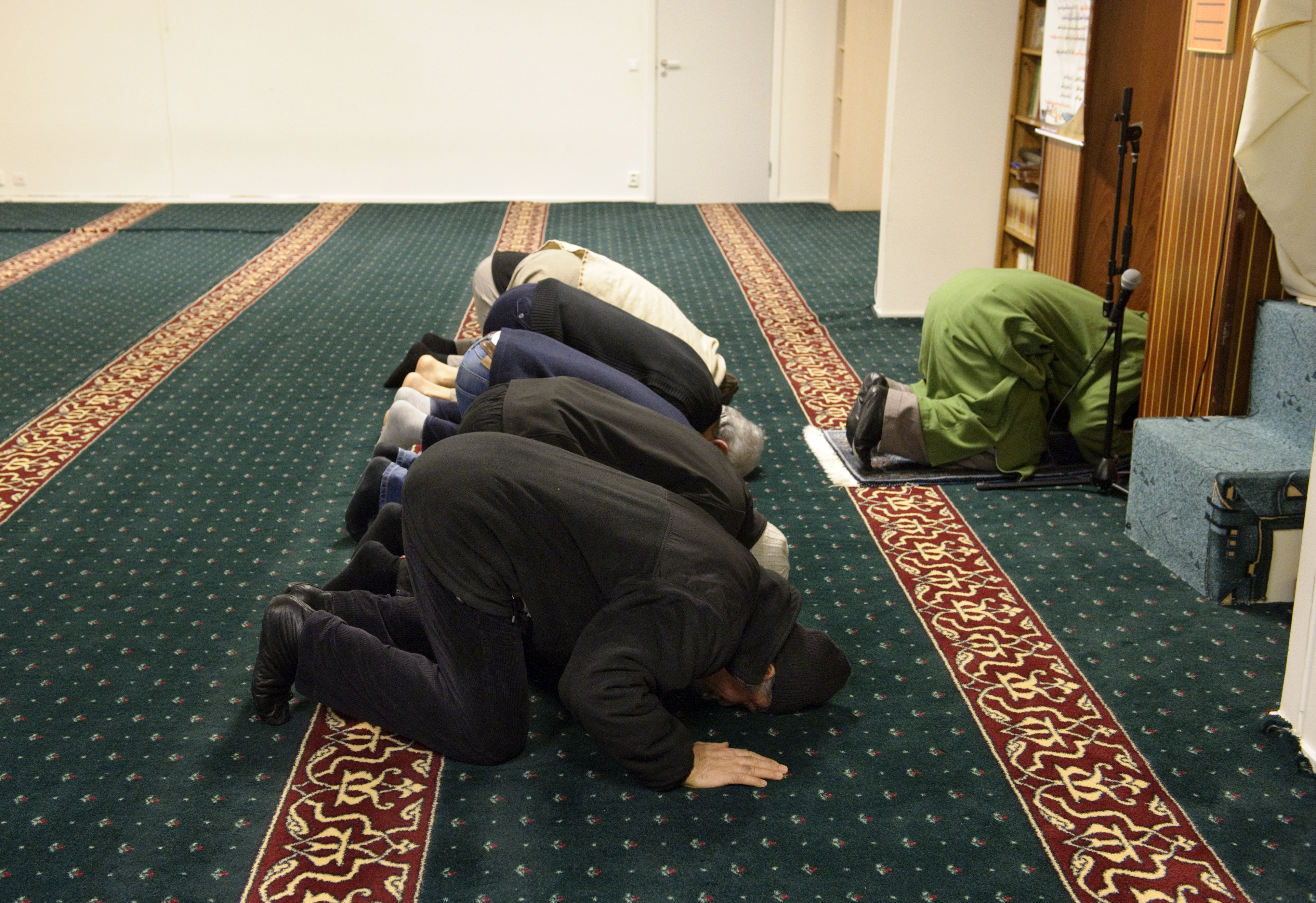 "Bakom fasaden i svenska moskéer" - heter denna veckas Uppdrag granskning som redan upprört många.
