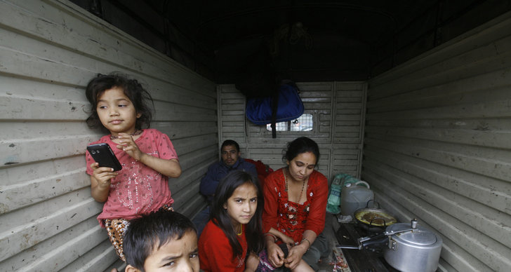 Donera, Nepal, Hjälp, Facebook, skänka pengar