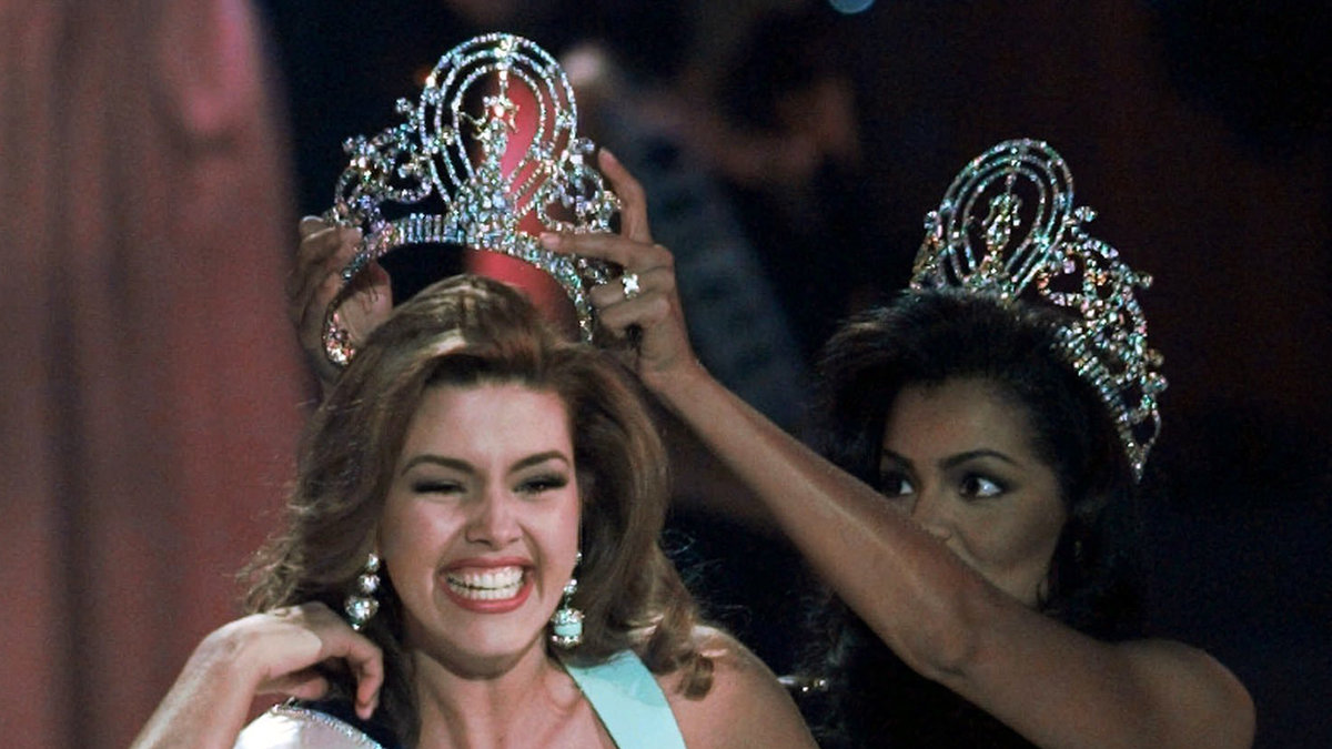 Och Miss Universum 1996 var ett problem enligt Trump pga "för fet". 