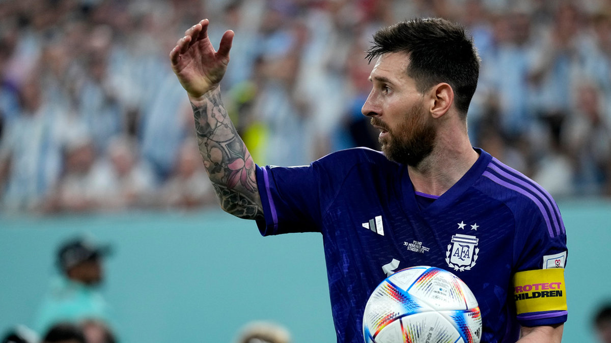 Lionel Messis Argentina ställs mot Australien i åttondelsfinalen.