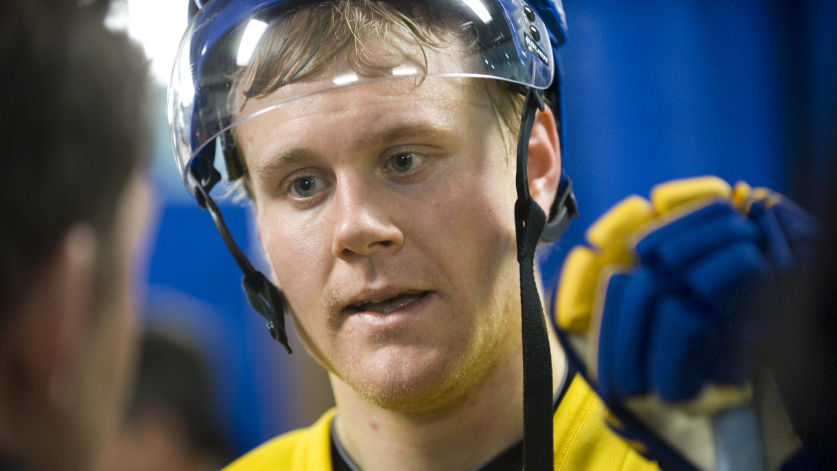 Mårts håller två platser öppna i truppen. Största förhoppningen är att Patric Hörnqvist hittar en klubb och kan delta.