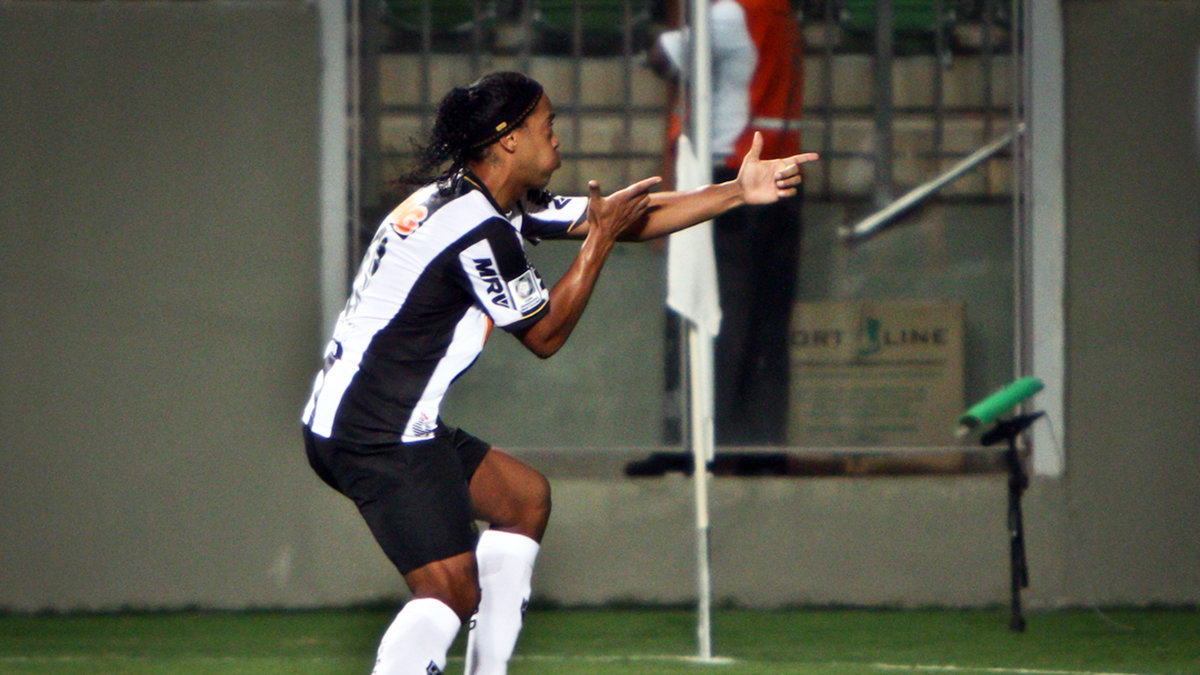 Ronaldinho gjorde två mål i matchen. 