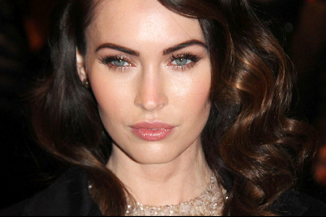 Megan Fox är ansedd att vara en av de absolut snyggaste tjejerna i världen, och har verkligen inget att skämmas över... Megan Fox är ansedd att vara en av de absolut snyggaste tjejerna i världen, och har verkligen inget att skämmas över...
