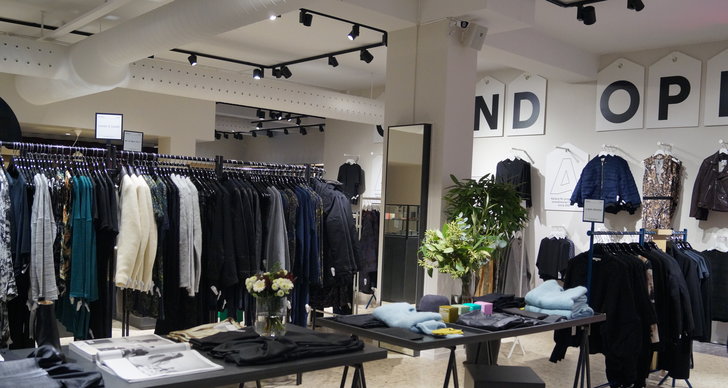 Aplace nya butik på Norrlandsgatan 11 i Stockholm. 