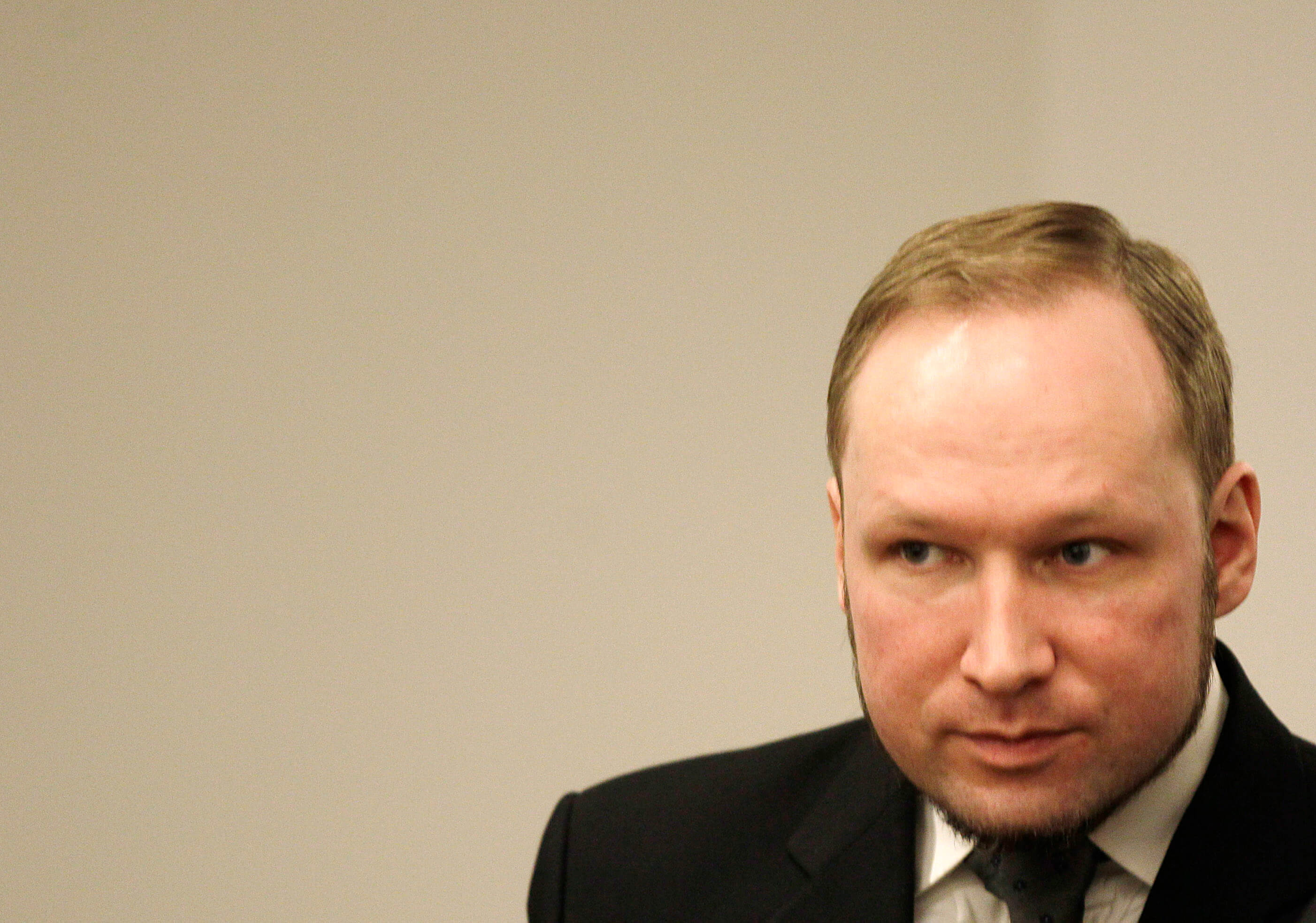 Breivik stoppades med vapen och ammunition av tysk polis ...