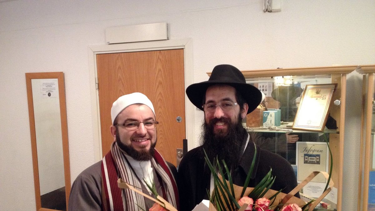 Salahuddin Barakat, ordförande för Islamakademin, och rabbinen Shnuer Kesselman.