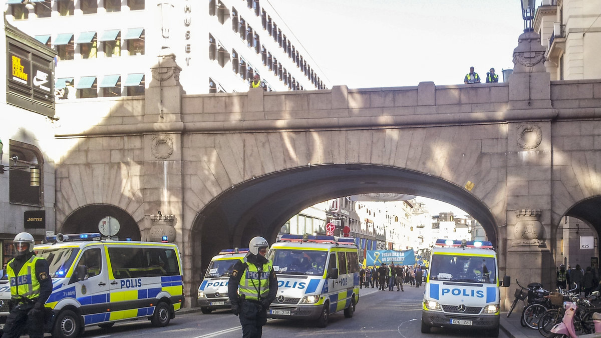 Polisen hade satt in en stor bevakning under SvP:s marsch i centrala Stockholm.