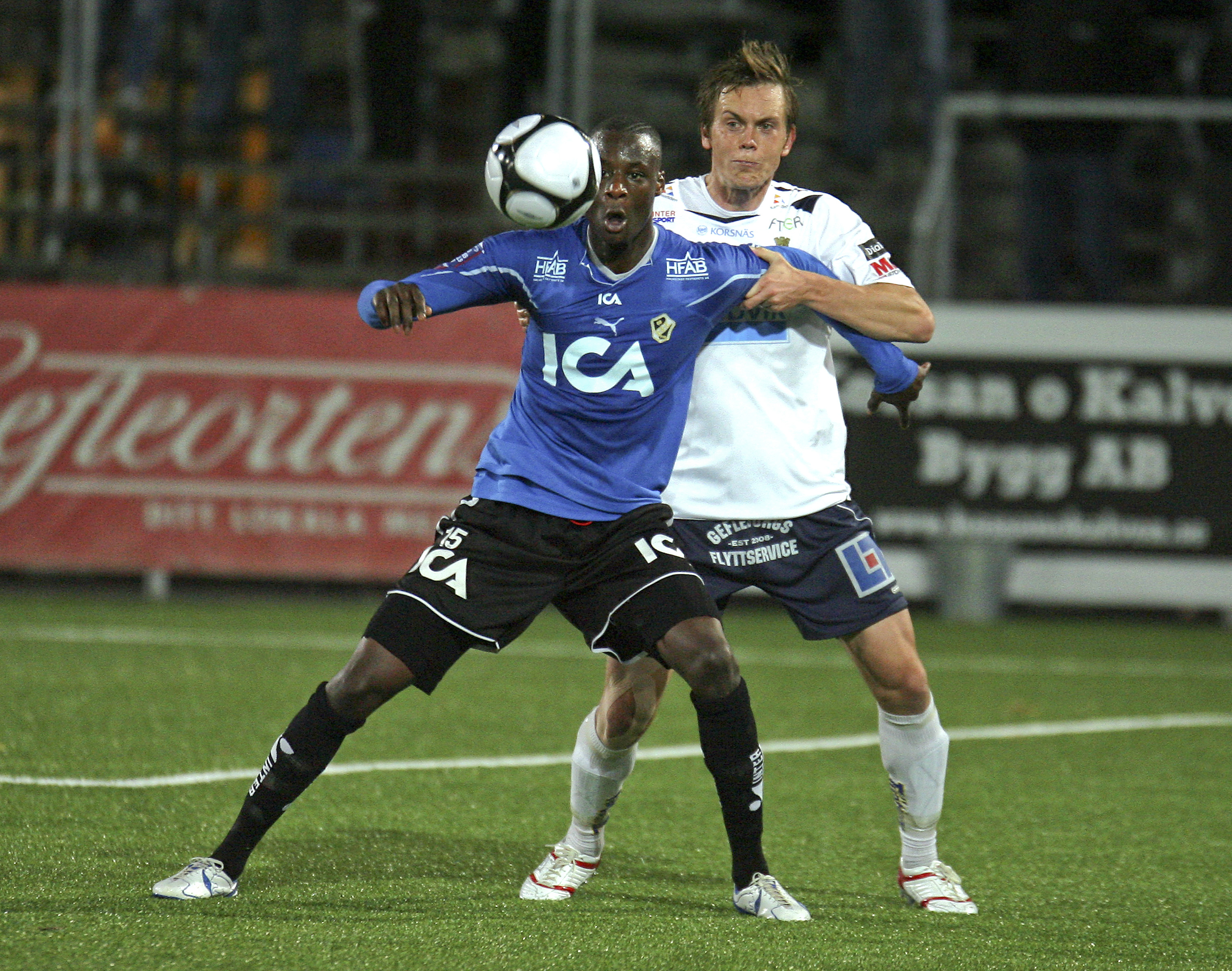 Sise avgjorde matchen med två mål för Halmstad.