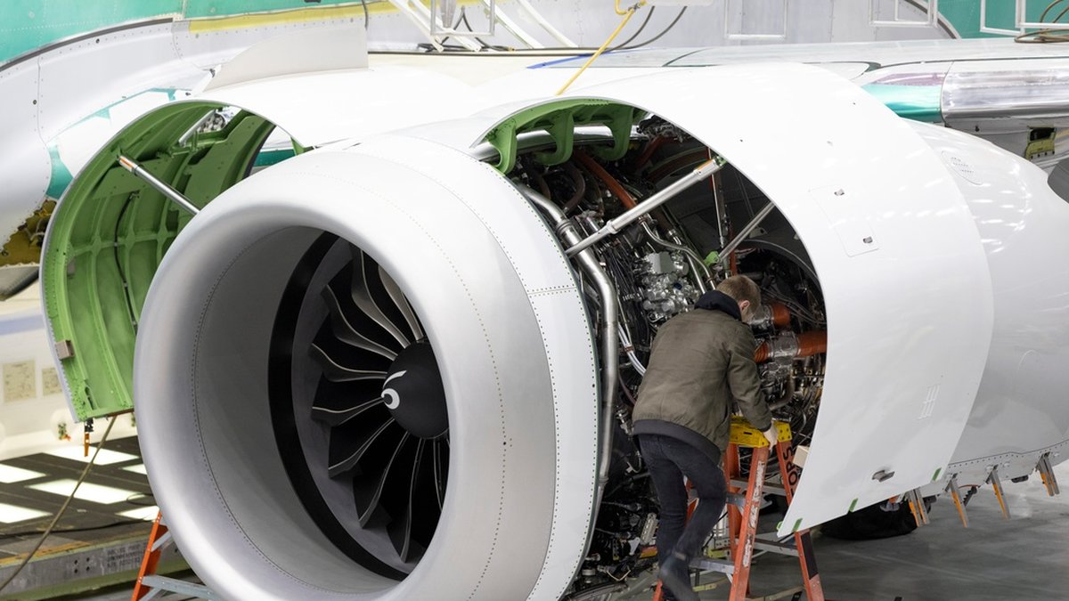 Boeing jagar ingenjörer och fabrikspersonal för att öka produktionsvolymen. Arkivbild