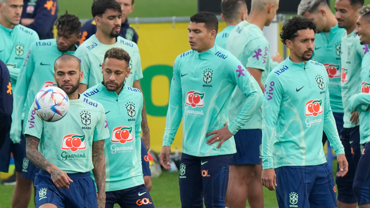 Lyckas Neymar (andra från vänster) leda Brasilien till ett nytt VM-guld?