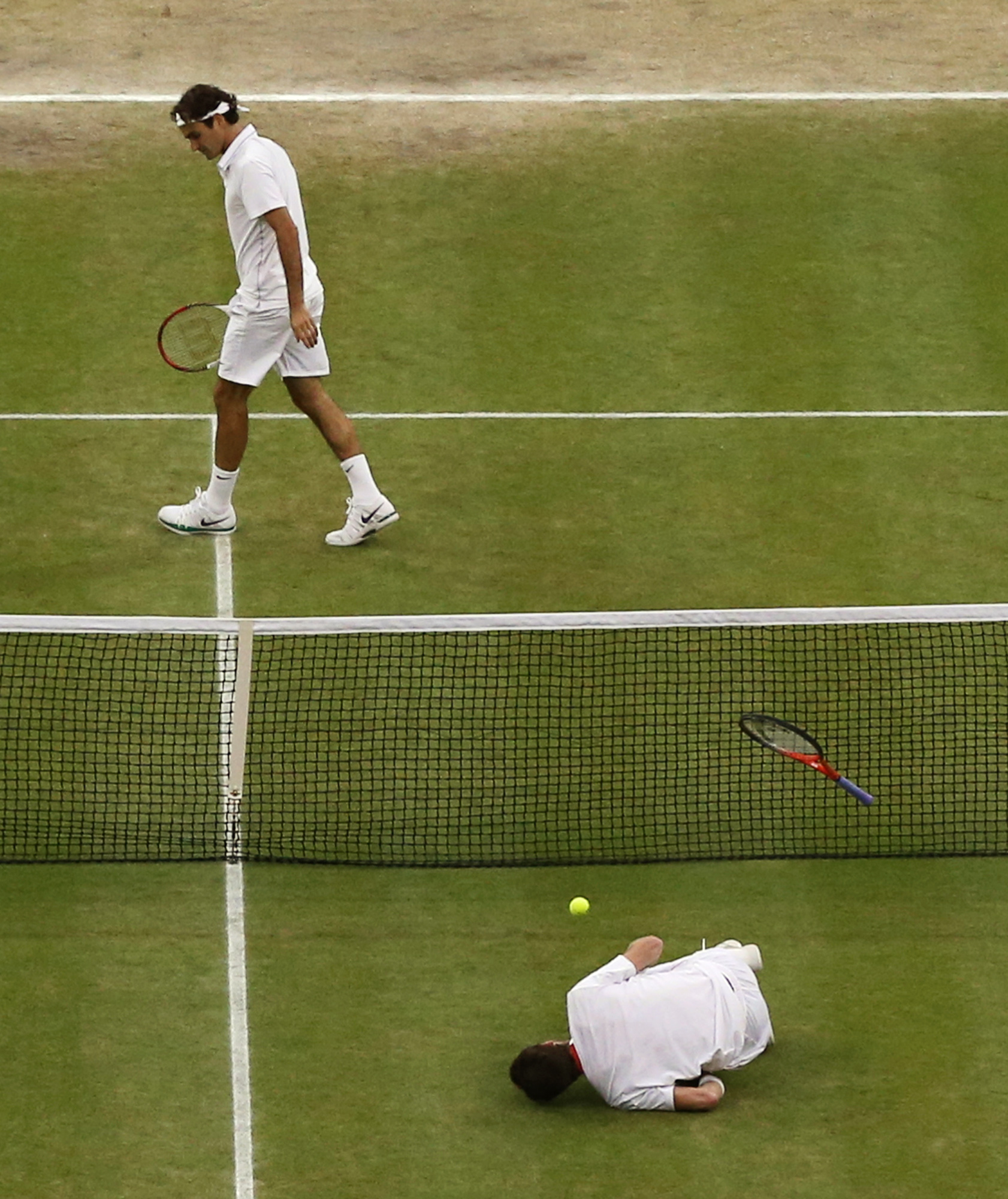 Andy Murray kämpade och slet men det räckte inte mot den fenomenale schweizaren.