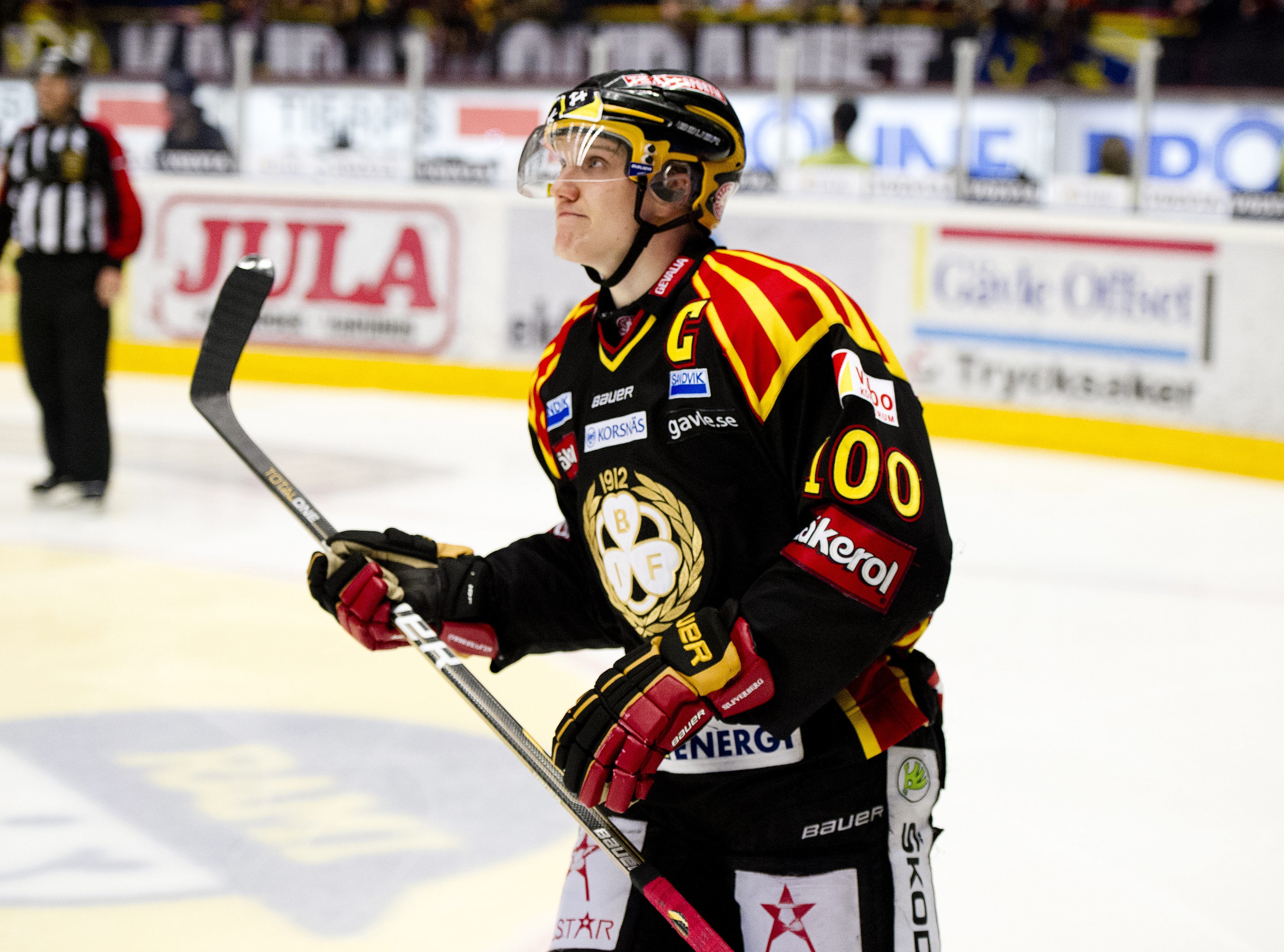 Jakob Silfverberg åker till Ottawa och Kanada - kan missa ishockey-VM.