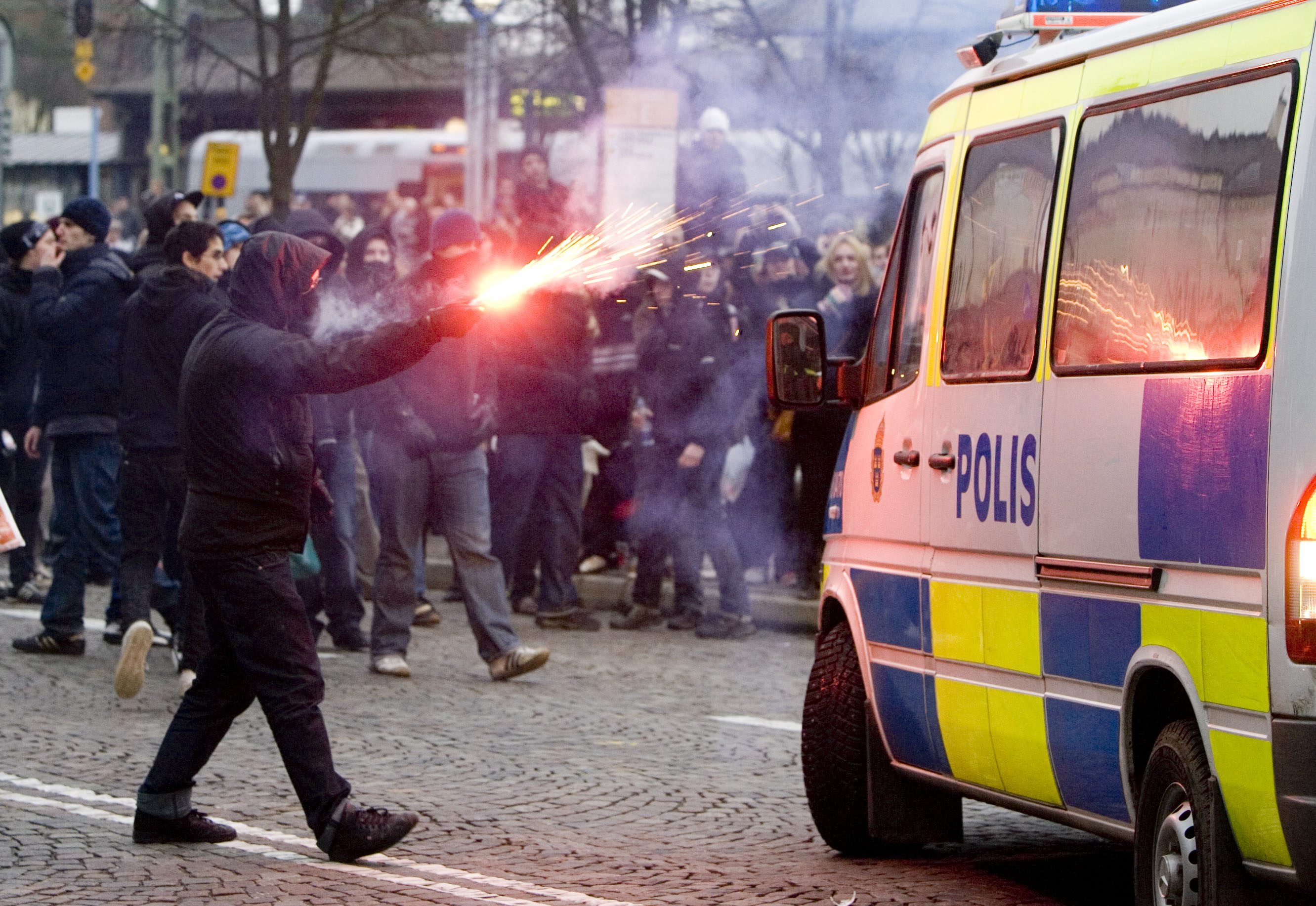 Polisen, Fotboll, huliganer, Folksamling, Buss, Demonstration