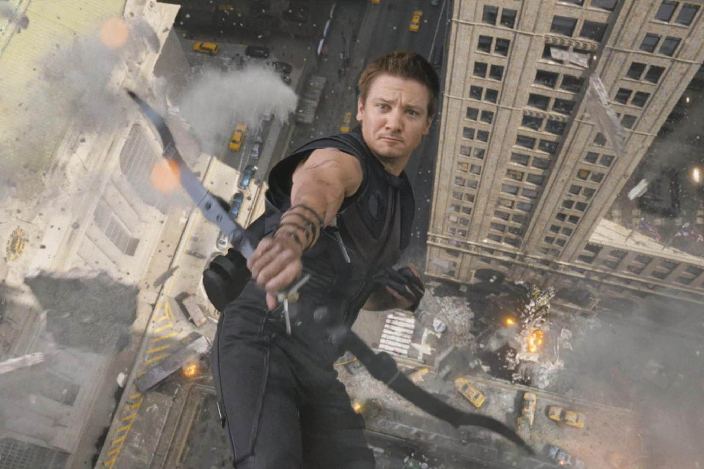 Han spelas av Jeremy Renner. Han spelas av Jeremy Renner.