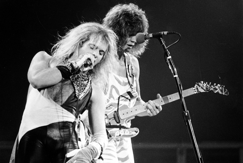 Rock 'n' roll, much? När Van Halen åkte på världsturné 1982 ville de ha det kulörta chokladgodiset M&M:s – men alla brunfärgade godisar var tvugna att plockas bort. Rock 'n' roll, much? När Van Halen åkte på världsturné 1982 ville de ha det kulörta chokladgodiset M&M:s – men alla brunfärgade godisar var tvugna att plockas bort.