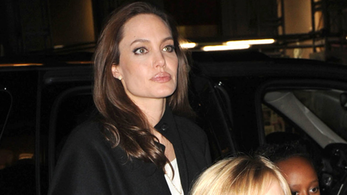 Angelina Jolie och lilla Shiloh är löjligt lika! 