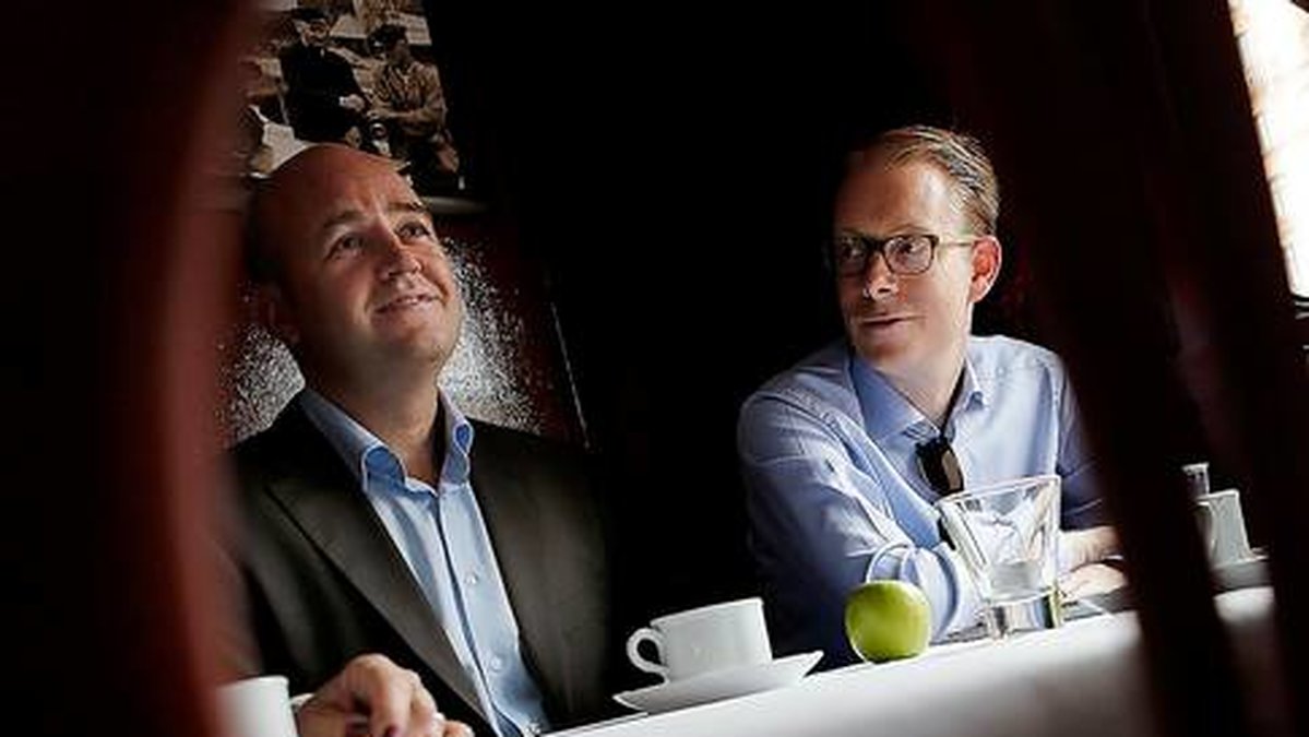 Fredrik Reinfeldt och Tobias Billström.