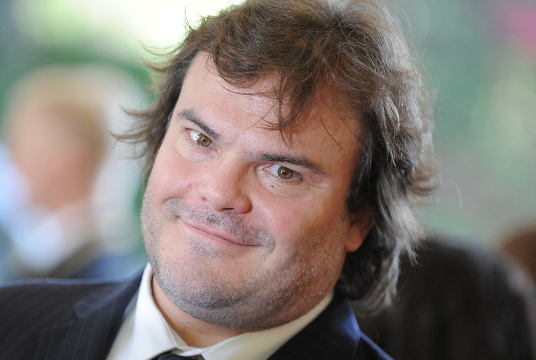 Komikern Jack Black är svag för fötter. – Jag är nog lite av en fotfetischist. Jag stirrar alltid på fötter. Jag gillar klackar. Och om hon har träskor så händer det något med mig. Flip-flops. Sandaler. Men bara fötter är bäst, sa Black i en intervju med Playboy Magazine. Komikern Jack Black är svag för fötter. – Jag är nog lite av en fotfetischist. Jag stirrar alltid på fötter. Jag gillar klackar. Och om hon har träskor så händer det något med mig. Flip-flops. Sandaler. Men bara fötter är bäst, sa Black i en intervju med Playboy Magazine.