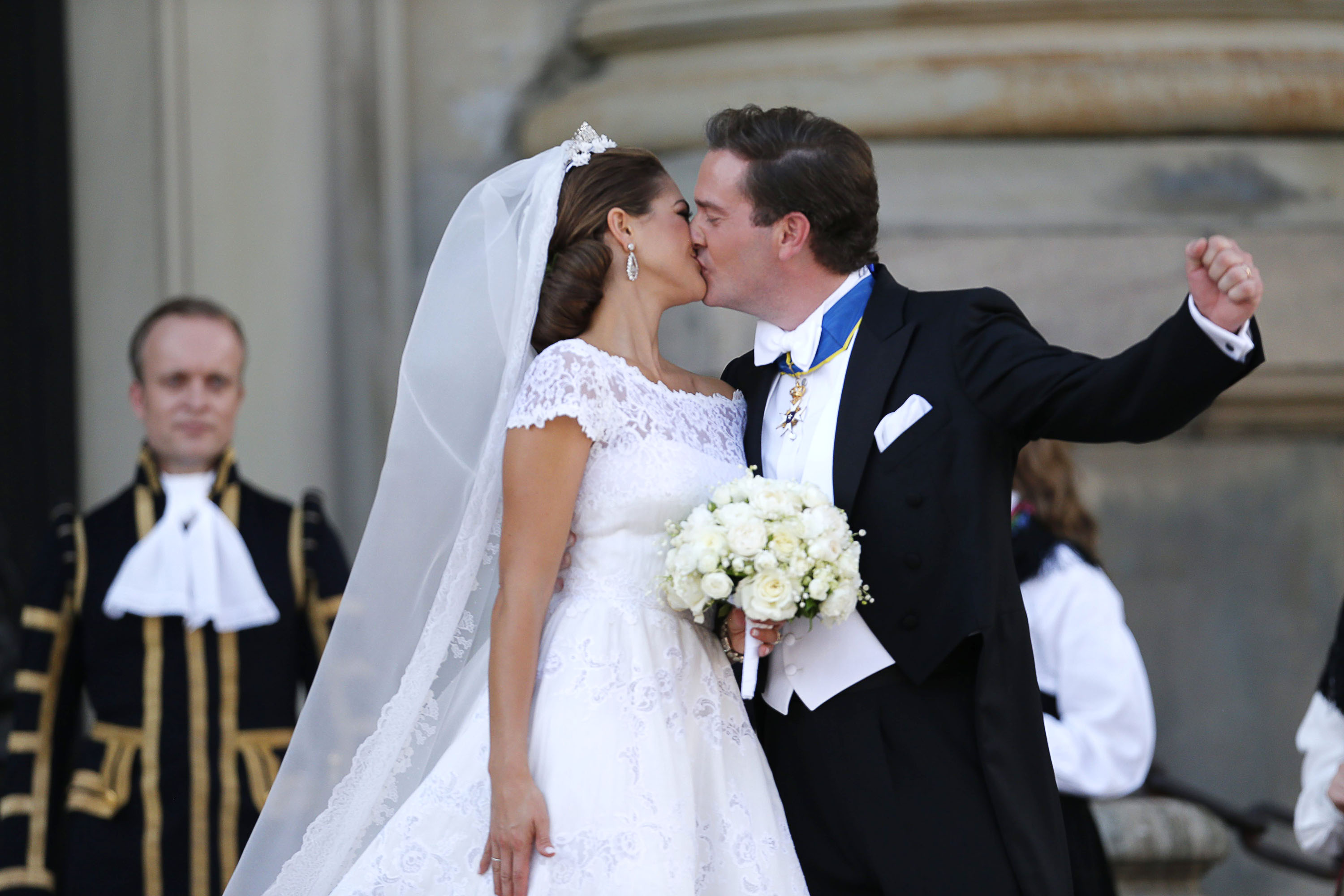 Nu är prinsessan Madeleine och Chris gifta. Nu är prinsessan Madeleine och Chris gifta.