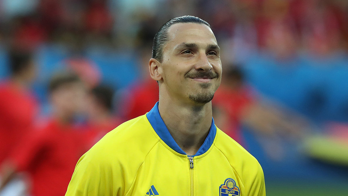 Men borde Zlatan komma tillbaka till landslaget? Rösta i pollen under. 