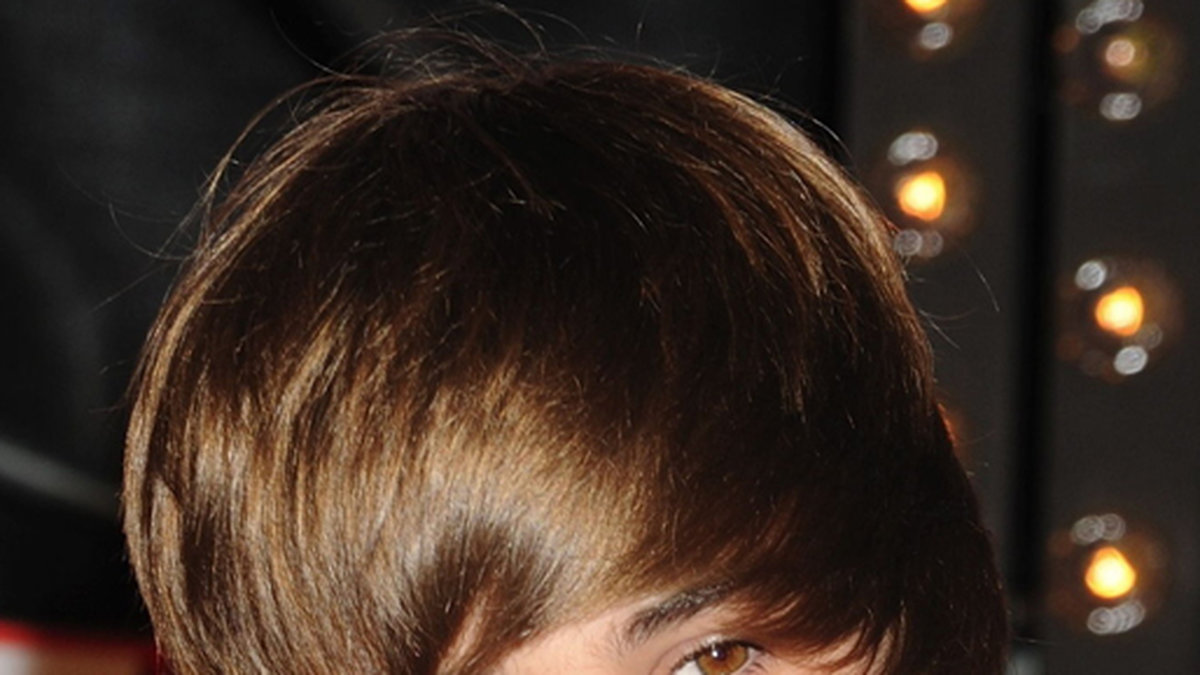 Justin i sin hjälmfrisyr år 2009. 
