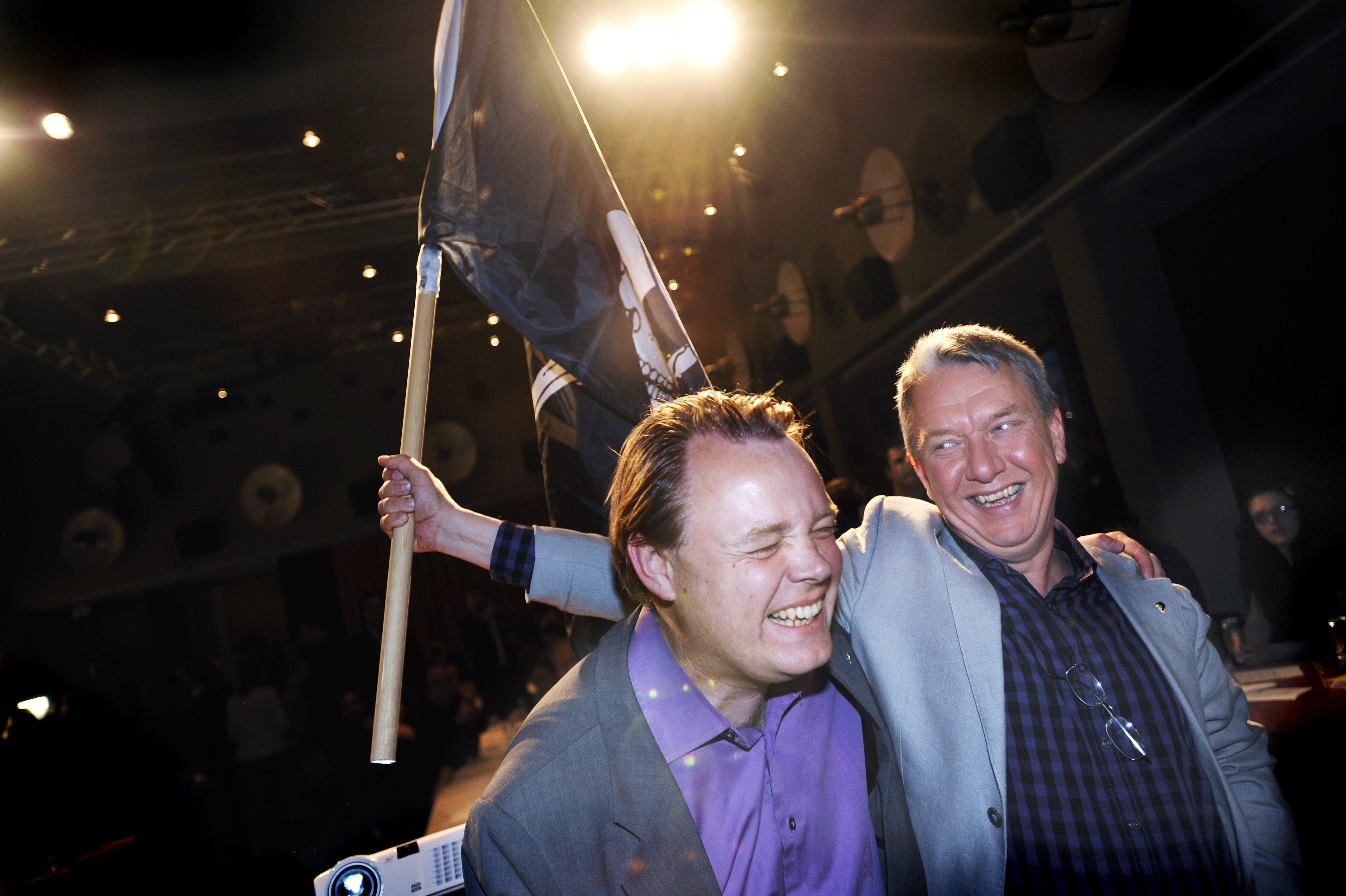 Och i Europaparlamentsvalet 2009 fick partiet sen 7,1 % av rösterna. Och i Europaparlamentsvalet 2009 fick partiet sen 7,1 % av rösterna.
