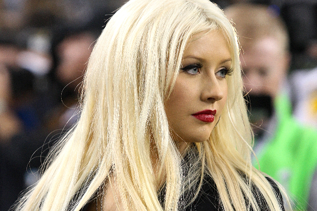 Christina Aguilera gjorde en Björn Skifs och glömde texten. För det hånas hon. Christina Aguilera gjorde en Björn Skifs och glömde texten. För det hånas hon.