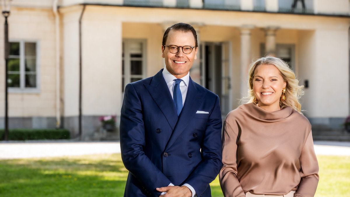 Carina Bergfeldt intervjuade prins Daniel inför hans 50-årsdag. Pressbild.