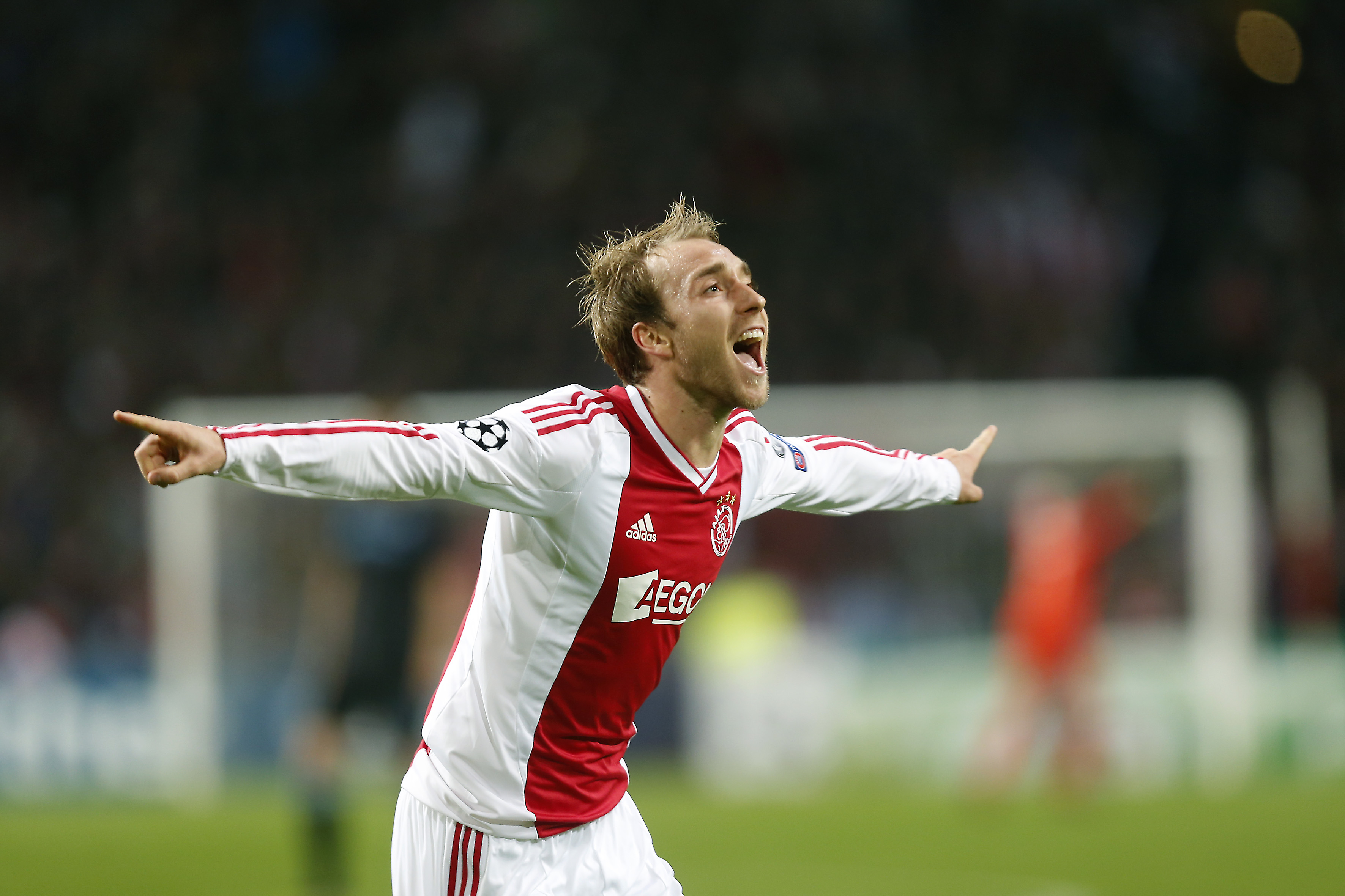 9. Christian Eriksen. 20 år, Ajax. En av anledningarna till att Ajax gått så bra de senaste åren. Anses vara en av de mest lovande offensiva mittfältarna som finns. Nekade bud från bland andra Manchester City, mot vilka han gjorde mål mot i Champions League tidigare i höstas. 9. Christian Eriksen. 20 år, Ajax. En av anledningarna till att Ajax gått så bra de senaste åren. Anses vara en av de mest lovande offensiva mittfältarna som finns. Nekade bud från bland andra Manchester City, mot vilka han gjorde mål mot i Champions League tidigare i höstas.