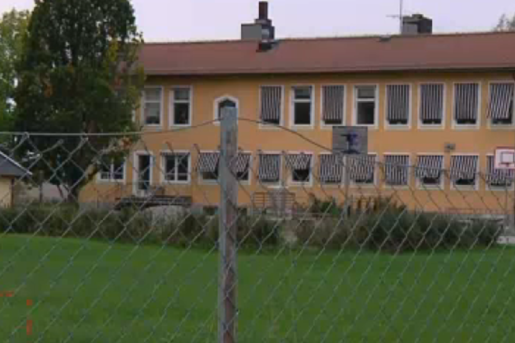 Skogstibble friskola har anmälts till Skolverket för att ha utfärdat flertalet bestraffningar mot elever som inte varit med på gymnastiken.