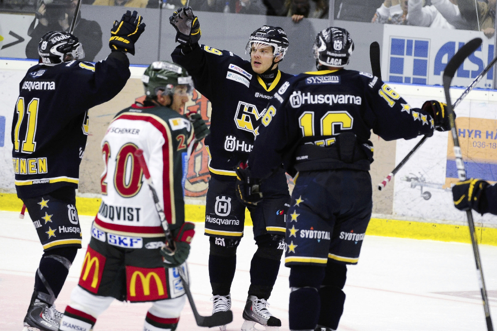 Hv71 vann på straffar mot Förlunda.