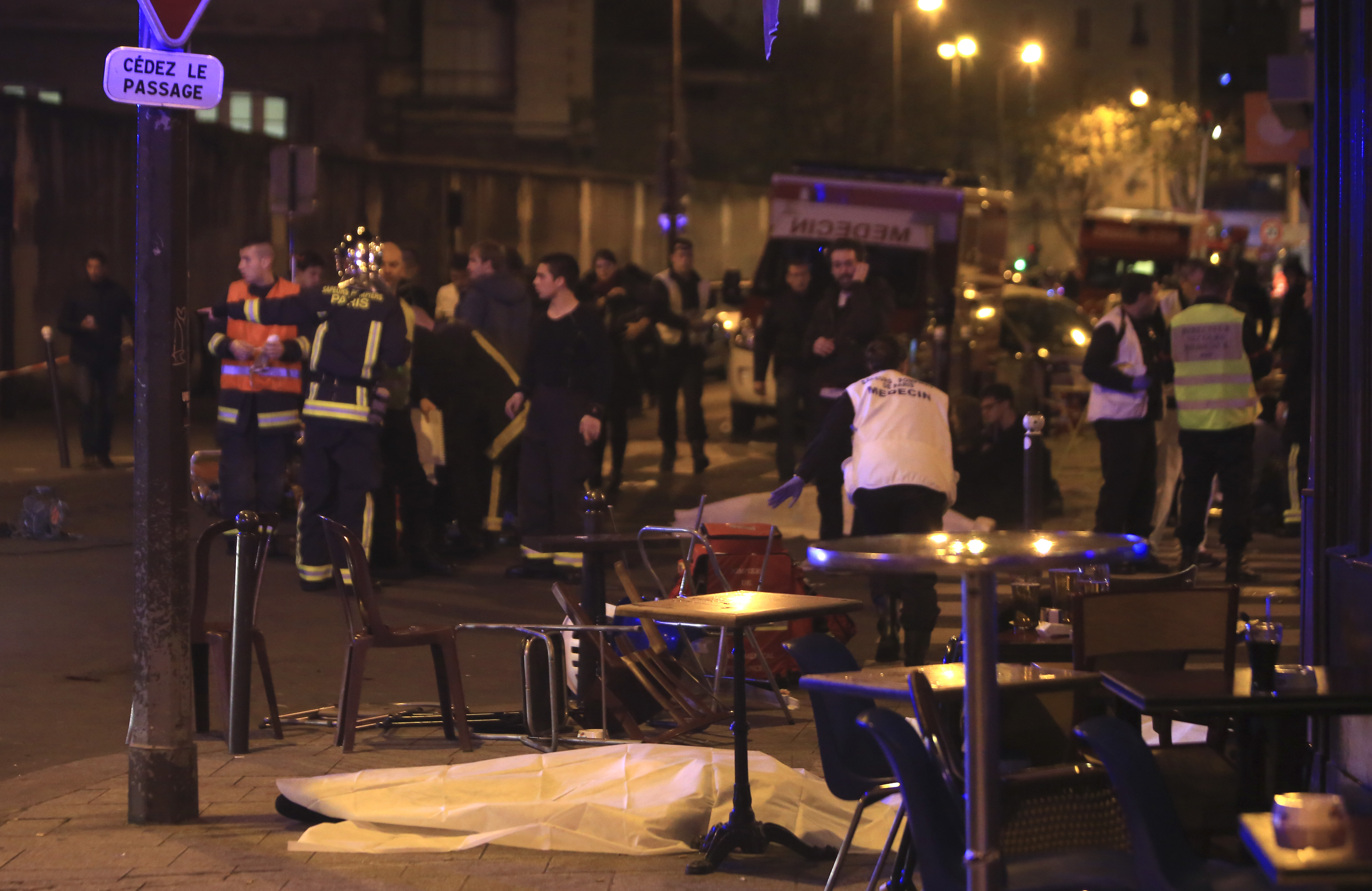 Bilder från attackerna i Paris Bilder från attackerna i Paris