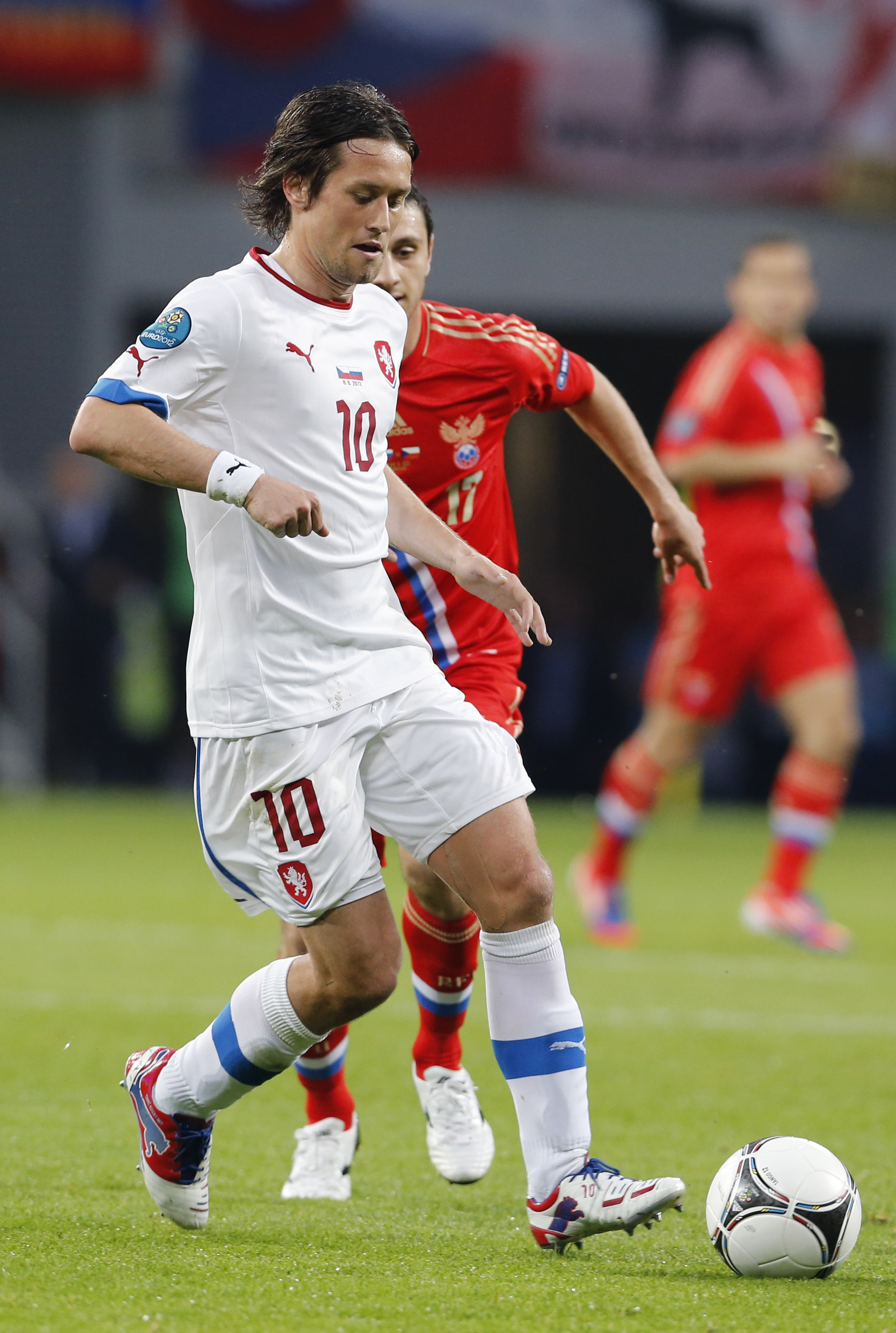 Rosicky spelade hela matchen mot Ryssland men skadade sig mot Grekland.