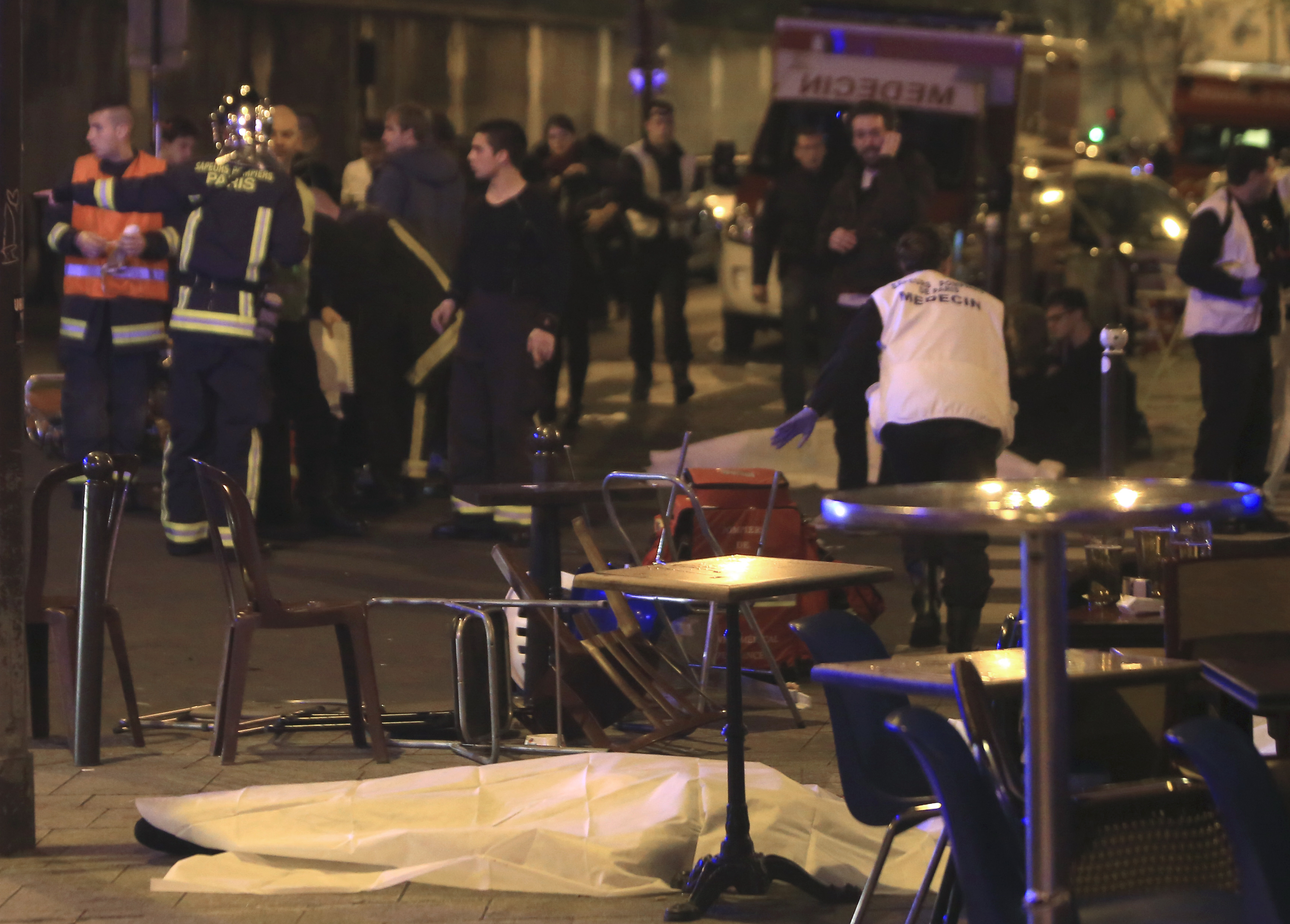 Bilder från attackerna i Paris Bilder från attackerna i Paris