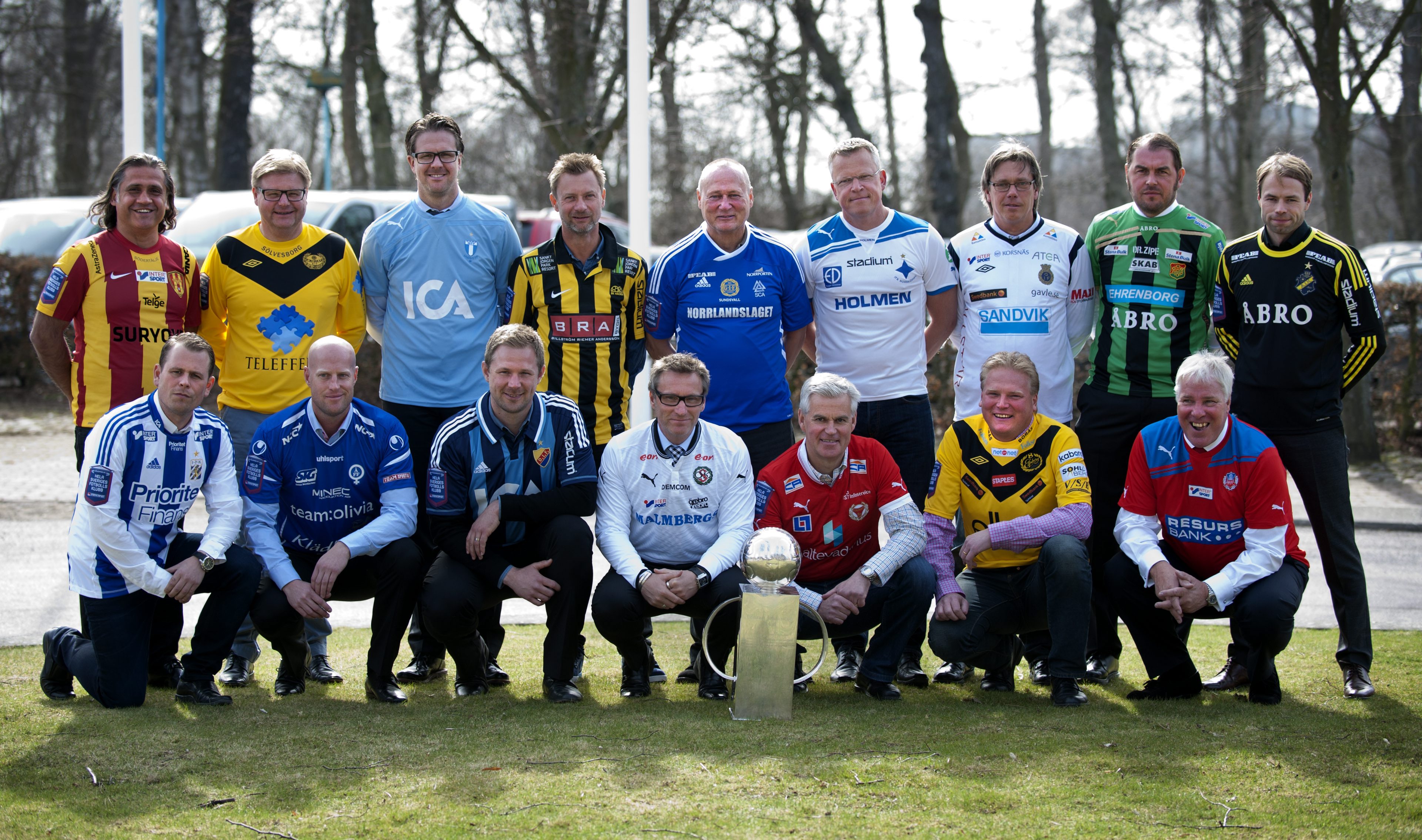 190 journalister är på plats för att se 16 tränare prata om den allsvenska starten. 190 journalister är på plats för att se 16 tränare prata om den allsvenska starten.