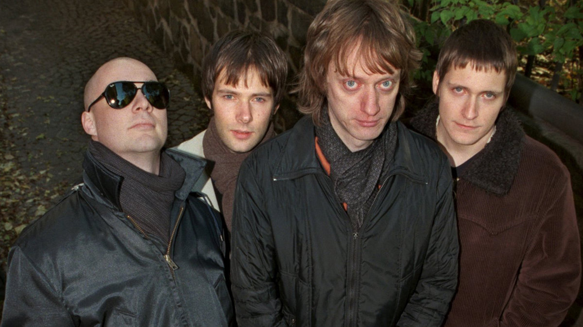 Många fick en chock när indiebandet Popsicle gick till verbal attack på Grammisgalan 1993, där de vann pris för årets grupp. I sitt tacktal så passade bandets gitarrist Fredrik Norberg på att ge en rejäl känga till bandet Arvingarna.