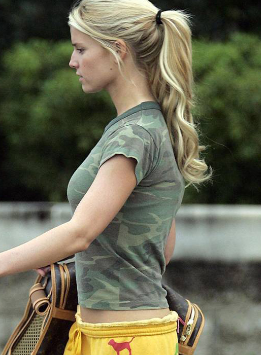 Jessica Simpson tränade dag och natt och levde på en sträng diet. Så här såg stjärnan ut i mitten av 2000-talet. Jessica Simpson tränade dag och natt och levde på en sträng diet. Så här såg stjärnan ut i mitten av 2000-talet.