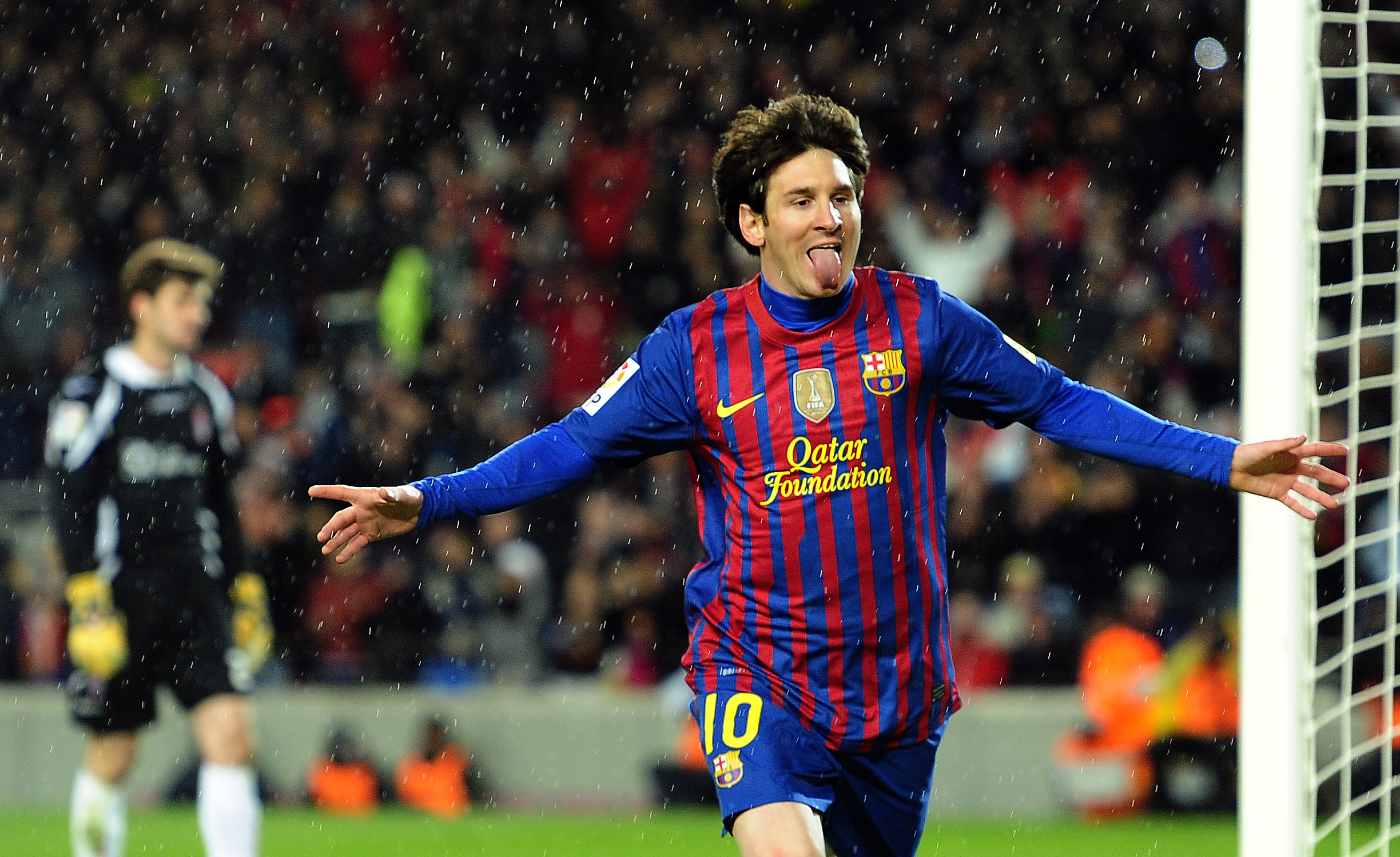Och avståndet till Barcelona och Messi krympt från tio till sex poäng. Och avståndet till Barcelona och Messi krympt från tio till sex poäng.